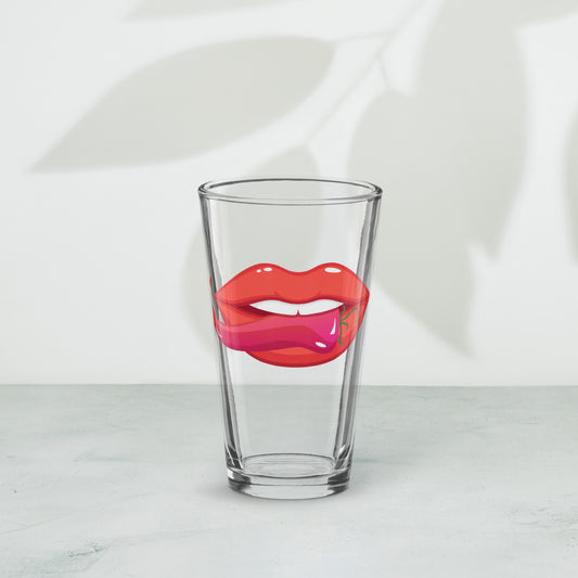 Shaker Pint Glass: Vivid Red Mouth & Chili Pepper