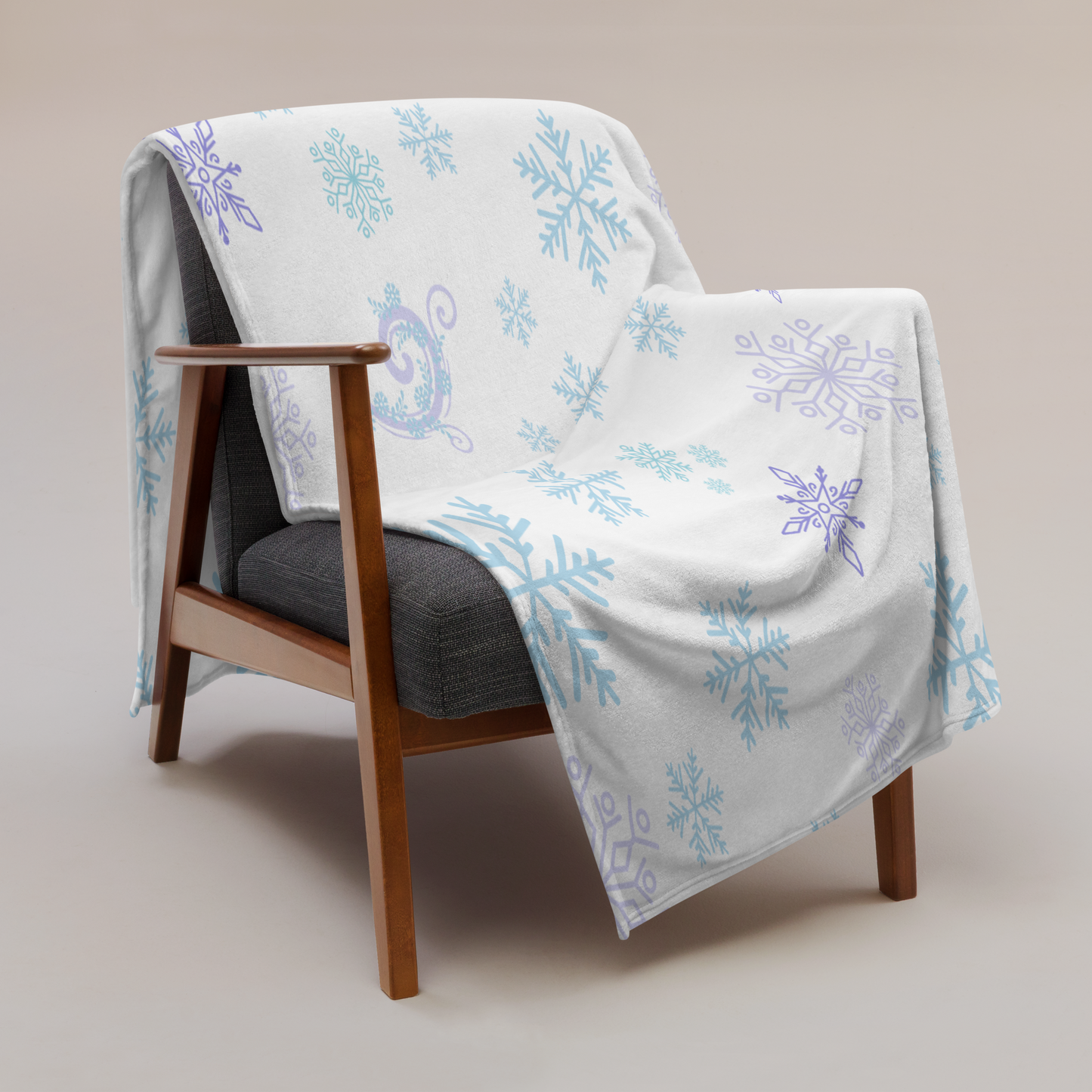 Soft-Touch Throw Blanket: Winter Snowfall