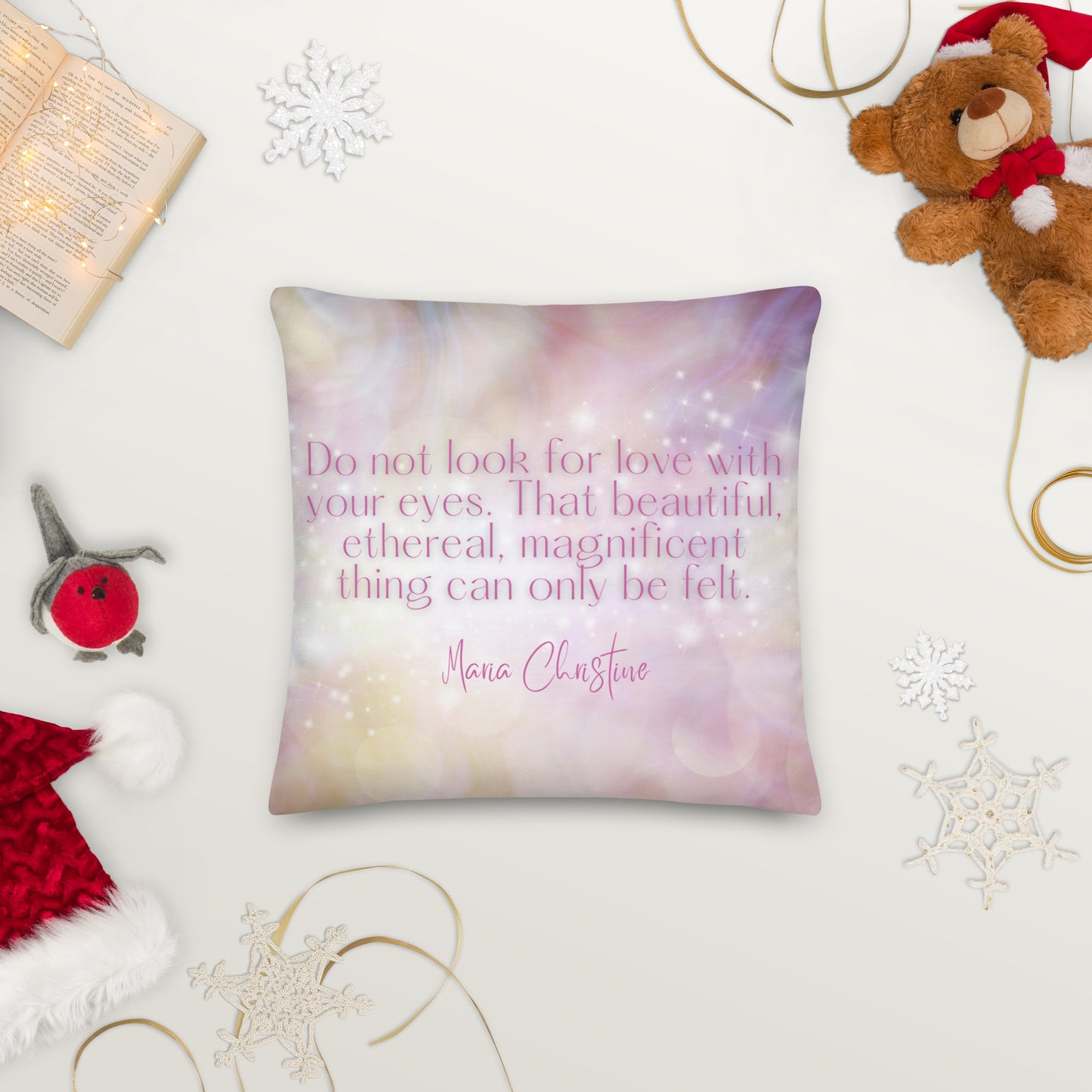 Premium Pillow: Magnificent Love Quote