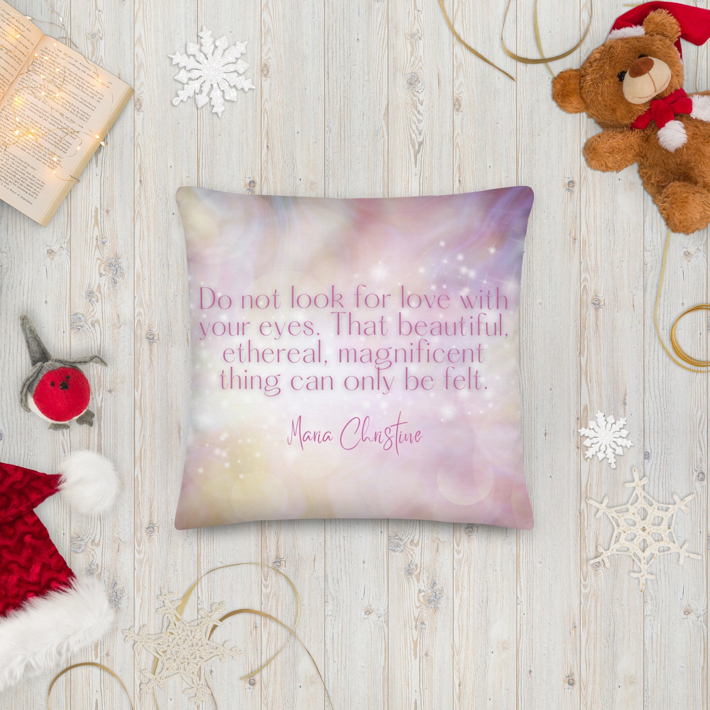Premium Pillow: Magnificent Love Quote
