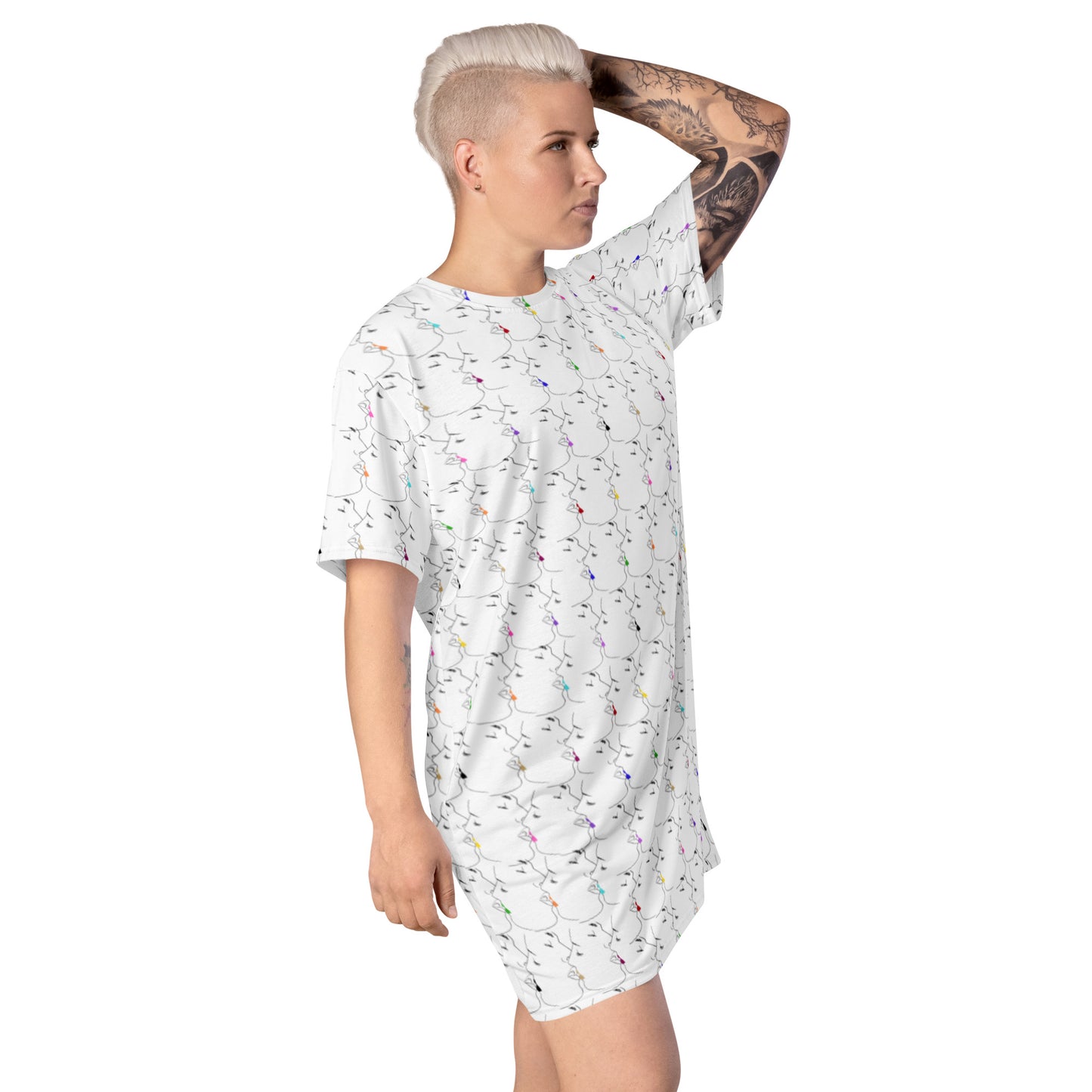 T-shirt Dress: Tender Kisses