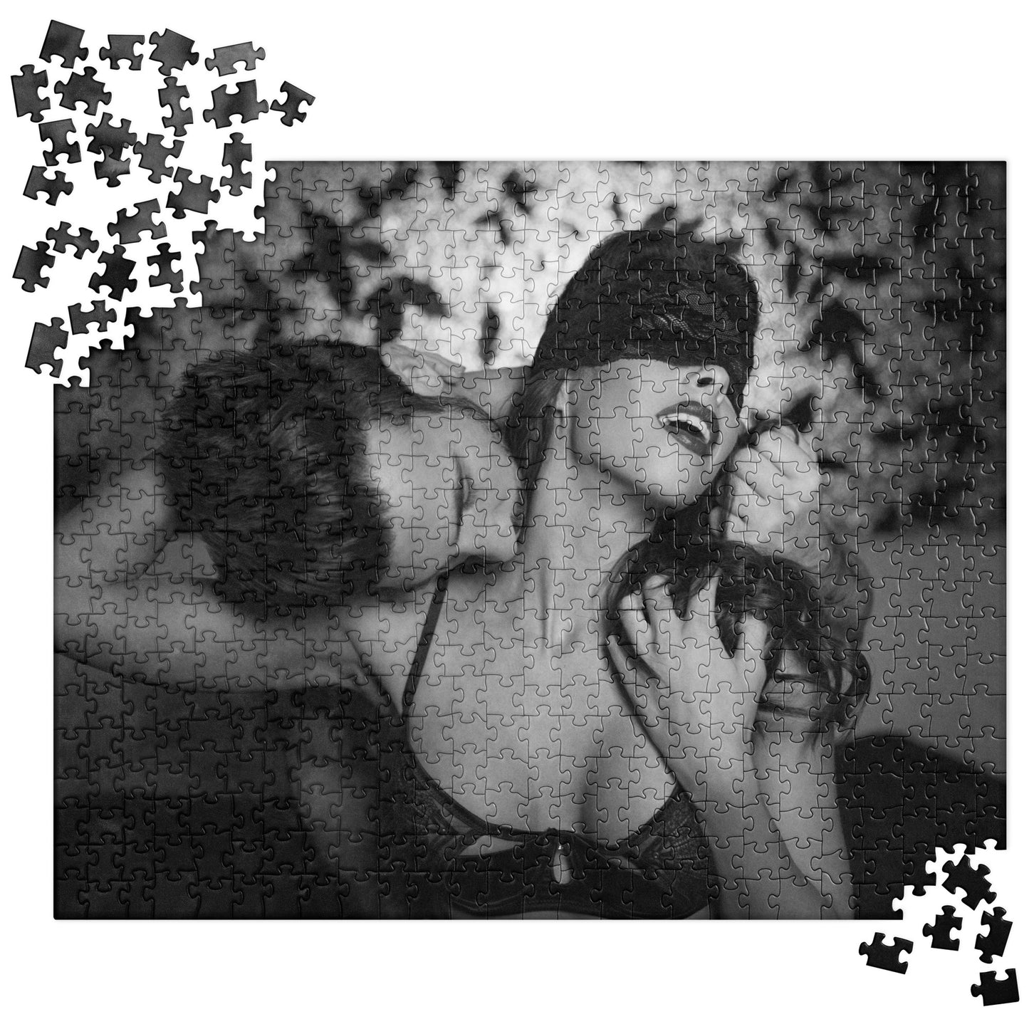 Sensual Jigsaw Puzzle: Sensual Couple (B&W)