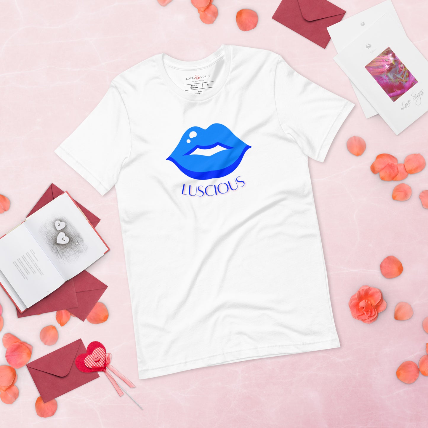 Unisex Tee: Luscious Lips (blue)