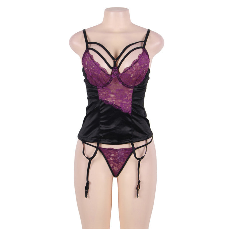 Curvy Lingerie: Garter-Style Teddy