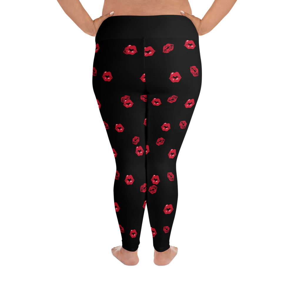 Lipstick Kisses Curvy Fit Print Leggings
