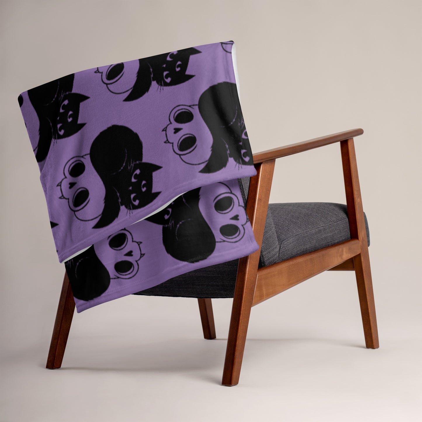Soft-Touch Throw Blanket: Black Cat with Skull (ce soir purple)