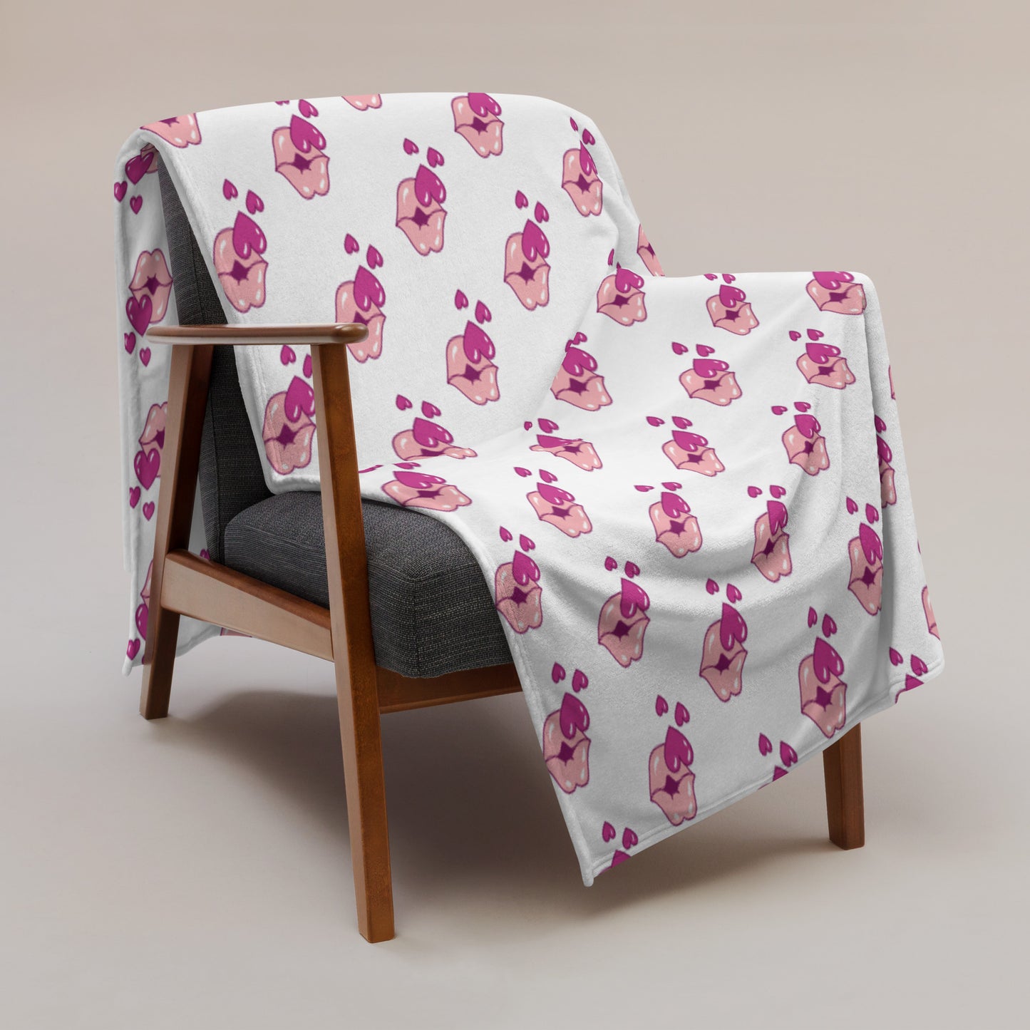 Soft-Touch Throw Blanket: Lips and Hearts